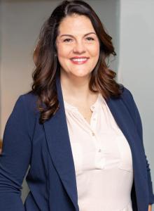 Lisa Seaman Professional Headshot